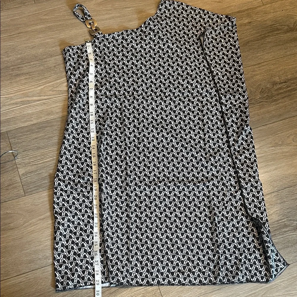 NWOT‎ SHEIN Elegant Black and White One-Shoulder Dress Size S